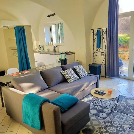 Magnifiques Voutes Avec * Saint-Amant-Tallende